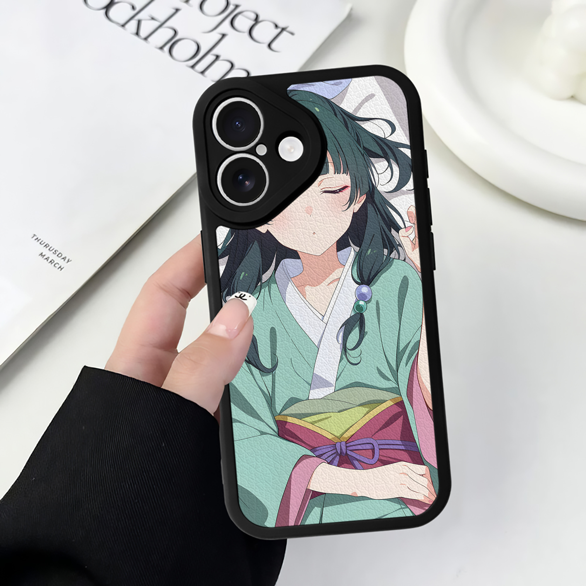 （画像用） 薬屋のひとりごと The Apothecary Diaries 【iPhone 16シリーズ対応】シリコンスマホケース（レザー調） 材質：シリコン